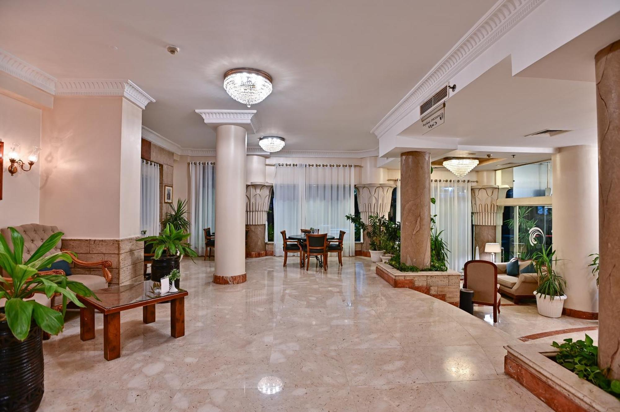 Swiss Inn Nile Hotel Giza Exterior photo